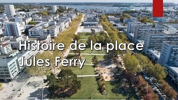 Première slide de la présentation PowerPoint sur l' Histoire de la place Jules Ferry